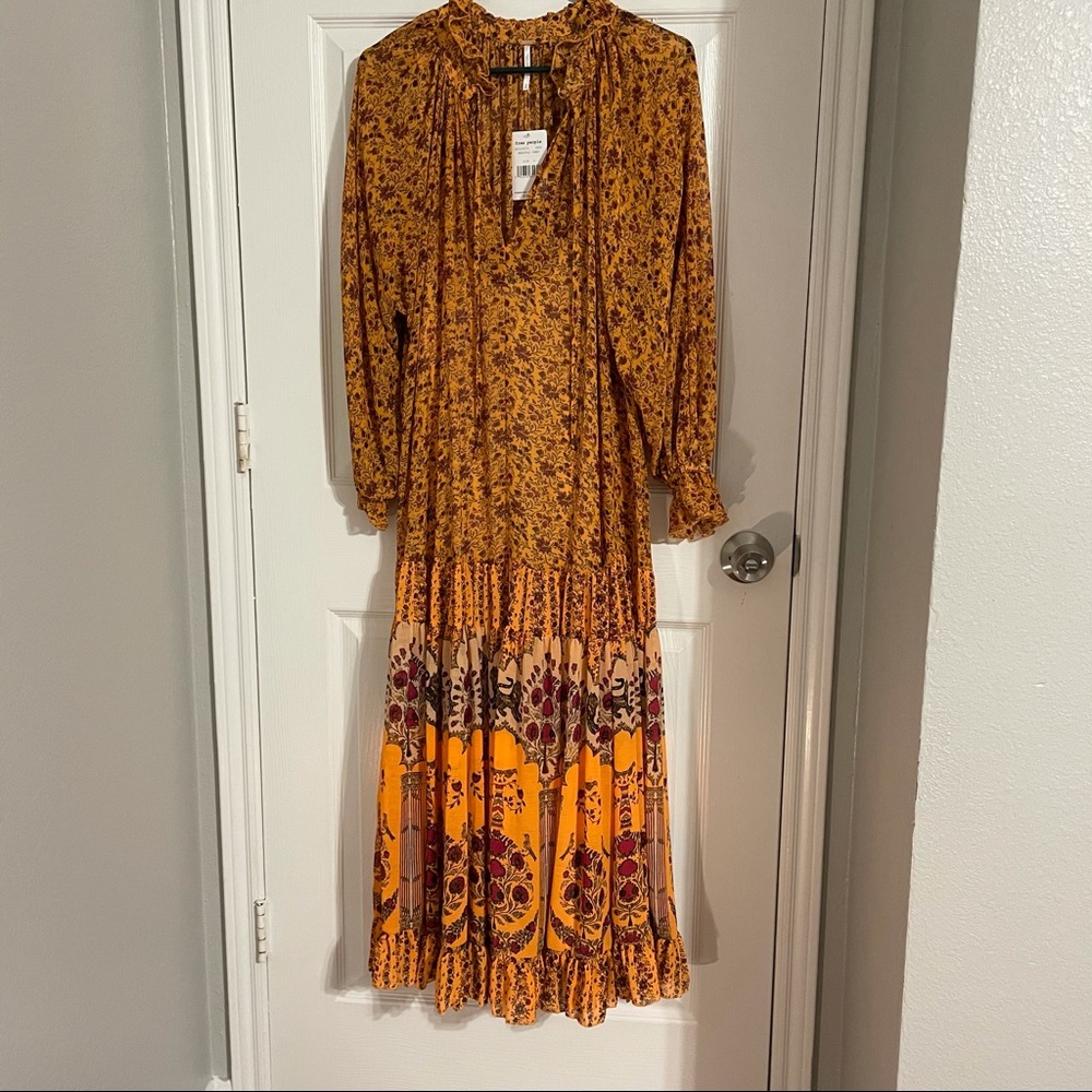 NWT Feeling Groovy Border Maxi Dress in Orange - Picture 7 of 14